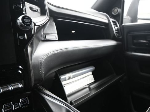 Used 2023 RAM 2500 Limited image 34