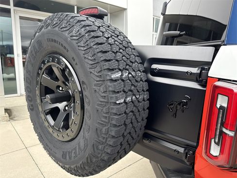 Used 2025 Ford Bronco Stroppe Edition image 19