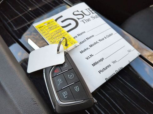 Used 2021 Cadillac Escalade Sport w/ Driver Assist Tech Package image 38