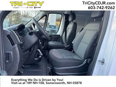 New 2025 RAM ProMaster 2500 w/ Quick Order Package 22G SLT image 15