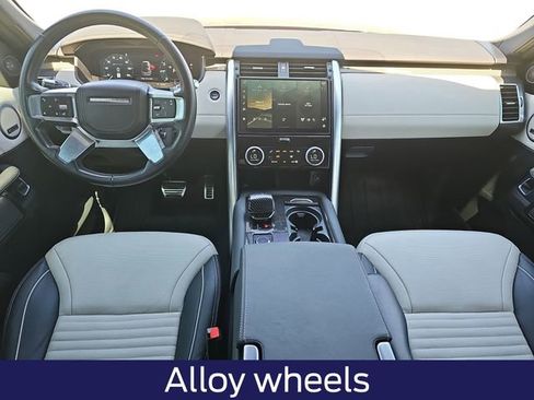 Used 2021 Land Rover Discovery HSE R-Dynamic AWD/4WD image 10