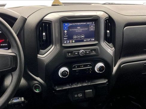 Used 2024 GMC Sierra 2500 Pro w/ Convenience Package AWD/4WD image 5