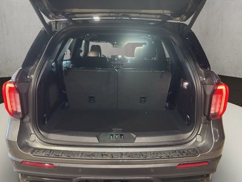 New 2026 Ford Explorer ST AWD/4WD image 18