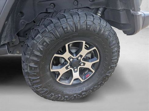Used 2021 Jeep Wrangler Unlimited Rubicon w/ LED Lighting Group AWD/4WD image 20
