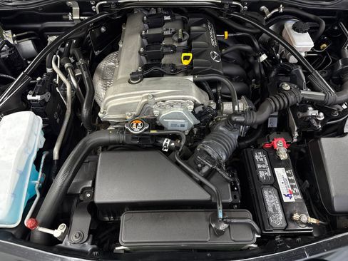 Used 2016 MAZDA MX-5 Miata Club image 59