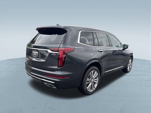 Used 2023 Cadillac XT6 Premium Luxury image 8