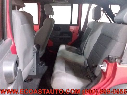 Used 2009 Jeep Wrangler Unlimited X image 12