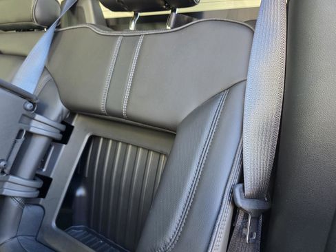 Used 2019 Chevrolet Silverado 1500 High Country w/ Technology Package image 22