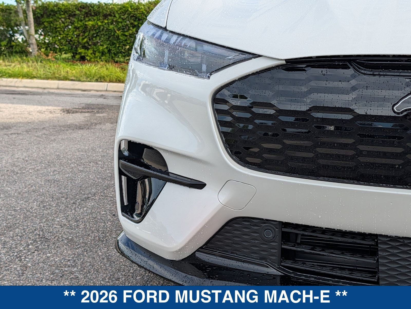 New 2026 Ford Mustang Mach-E GT AWD/4WD image 10
