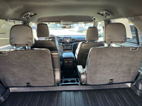 Used 2021 Ford Explorer ST image 34