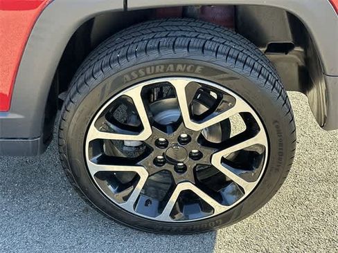 Used 2018 Jeep Compass Limited w/ Navigation Group image 5