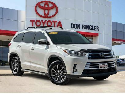 Used 2018 Toyota Highlander XLE