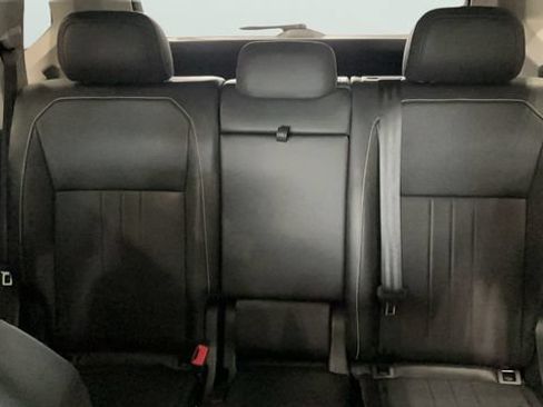 Certified 2024 Volkswagen Tiguan SE w/ Panoramic Sunroof Package AWD/4WD image 14