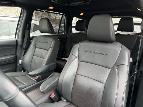 Used 2022 Honda Pilot Black Edition image 8