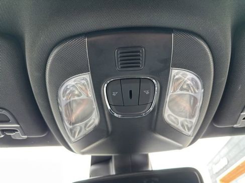 Used 2025 Jeep Compass Limited AWD/4WD image 36
