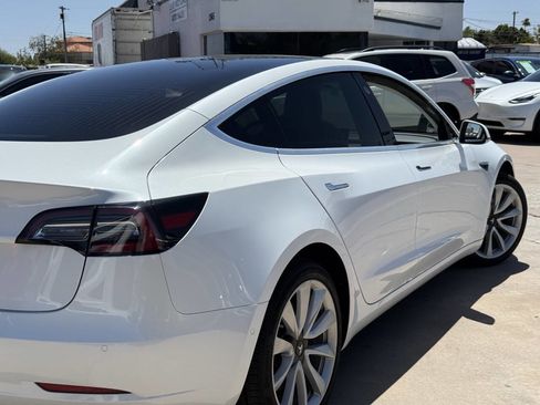 Used 2020 Tesla Model 3 Standard Range Plus RWD image 18