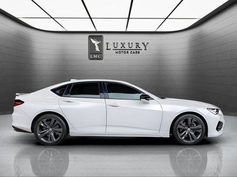 Used 2023 Acura TLX w/ A-SPEC Pkg FWD image 9