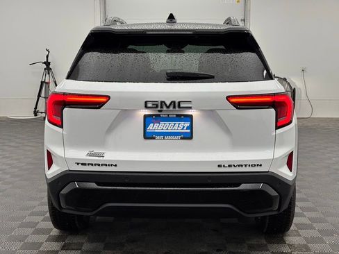 New 2026 GMC Terrain Elevation w/ Black Edition image 9