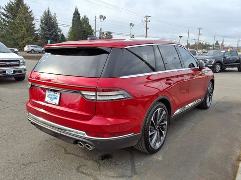 Used 2025 Lincoln Aviator Reserve w/ Equipment Group 201A image 5