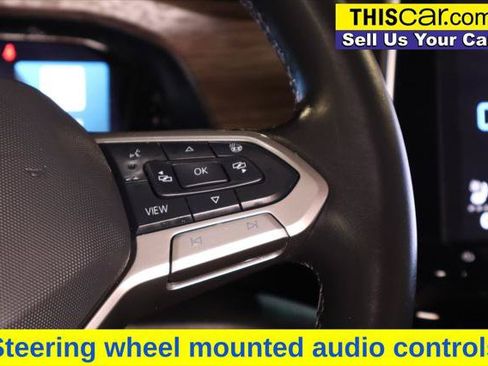 Used 2024 Volkswagen Atlas SEL Premium R-Line AWD/4WD image 22