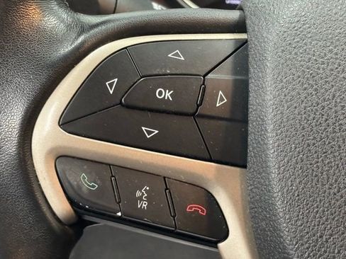 Used 2015 Jeep Cherokee Latitude image 19