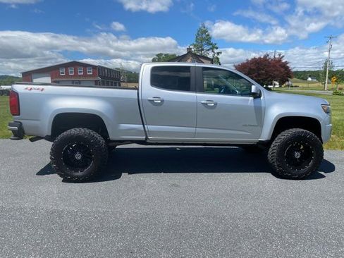 Used 2015 Chevrolet Colorado LT w/ LT Convenience Package AWD/4WD image 7