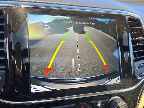 Used 2021 Jeep Grand Cherokee Limited w/ Luxury Group II image 19