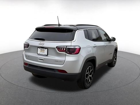 Used 2025 Jeep Compass Limited AWD/4WD image 11