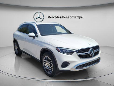 Certified 2026 Mercedes-Benz GLC 300 image 4