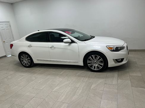 Used 2016 Kia Cadenza Premium image 11
