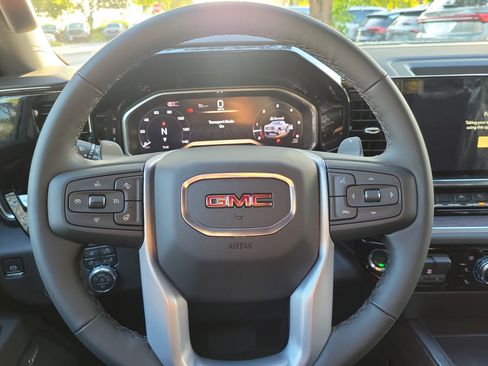 New 2026 GMC Sierra 1500 SLT w/ SLT Premium Package image 9