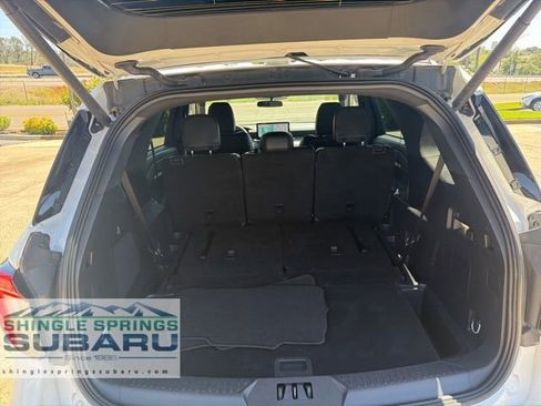 Used 2025 Ford Explorer ST-Line w/ ST-Line Street Pack AWD/4WD image 19