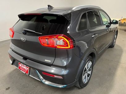 Used 2018 Kia Niro EX