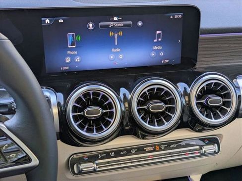 Used 2026 Mercedes-Benz GLB 250 image 13