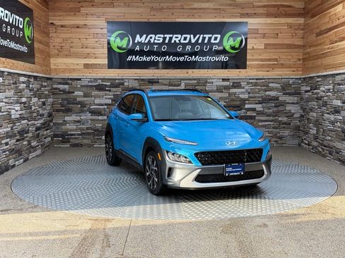 Used 2022 Hyundai Kona Limited image 2
