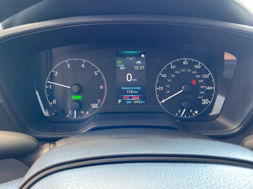 Certified 2025 Toyota Corolla LE FWD image 14
