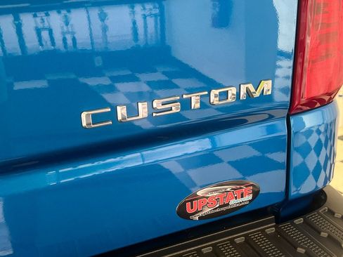 Used 2023 Chevrolet Silverado 1500 Custom AWD/4WD image 12