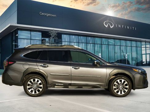 Used 2023 Subaru Outback Touring XT image 4