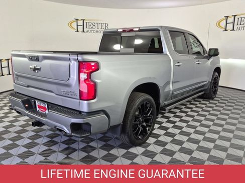 Used 2025 Chevrolet Silverado 1500 High Country AWD/4WD image 4
