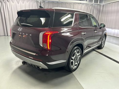 Used 2023 Hyundai Palisade Limited w/ Cargo Package FWD image 7