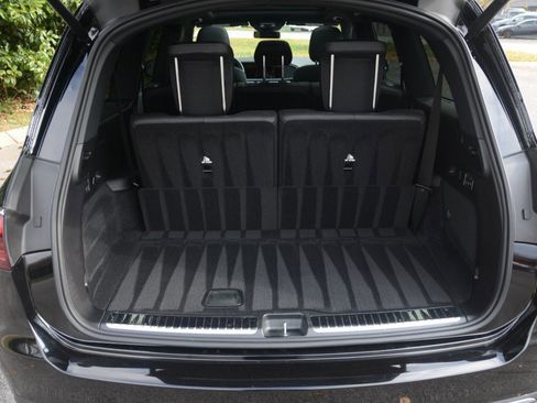 Used 2024 Mercedes-Benz GLS 450 4MATIC image 26