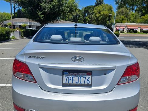 Used 2014 Hyundai Accent GLS FWD image 7