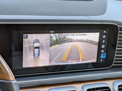 Certified 2022 Mercedes-Benz GLS 450 4MATIC image 22