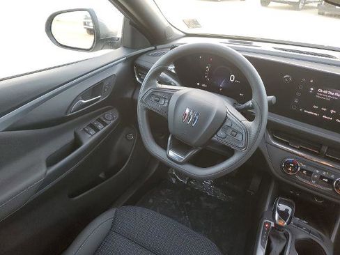 New 2026 Buick Envista Preferred w/ Convenience II Package image 17