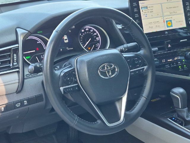 Used 2024 Toyota Camry XLE w/ Navigation Package FWD image 31