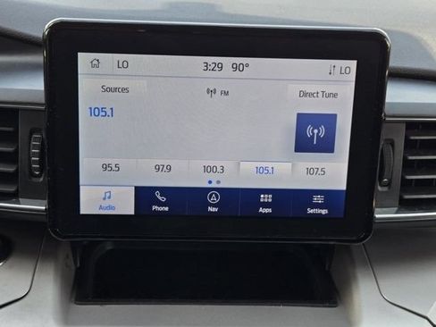 Used 2023 Ford Explorer XLT w/ Equipment Group 202A AWD/4WD image 14