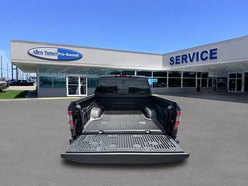 Used 2025 Nissan Frontier SV AWD/4WD image 25