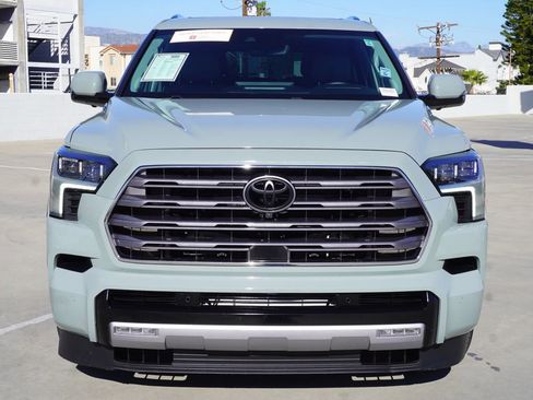 Certified 2024 Toyota Sequoia Limited image 3