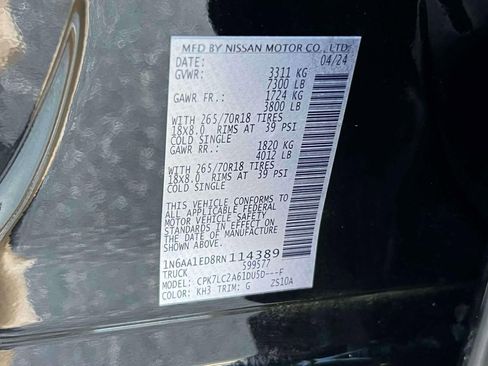 Used 2024 Nissan Titan SV w/ SV Convenience Package image 20