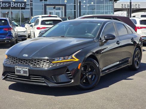 Used 2021 Kia K5 LXS FWD image 1